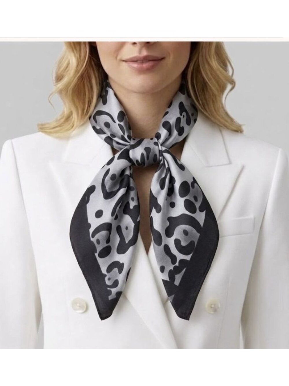 Luxury Elegant Grey Leopard Print Silky Satin Square Scarf Fashion Neck Wrap New